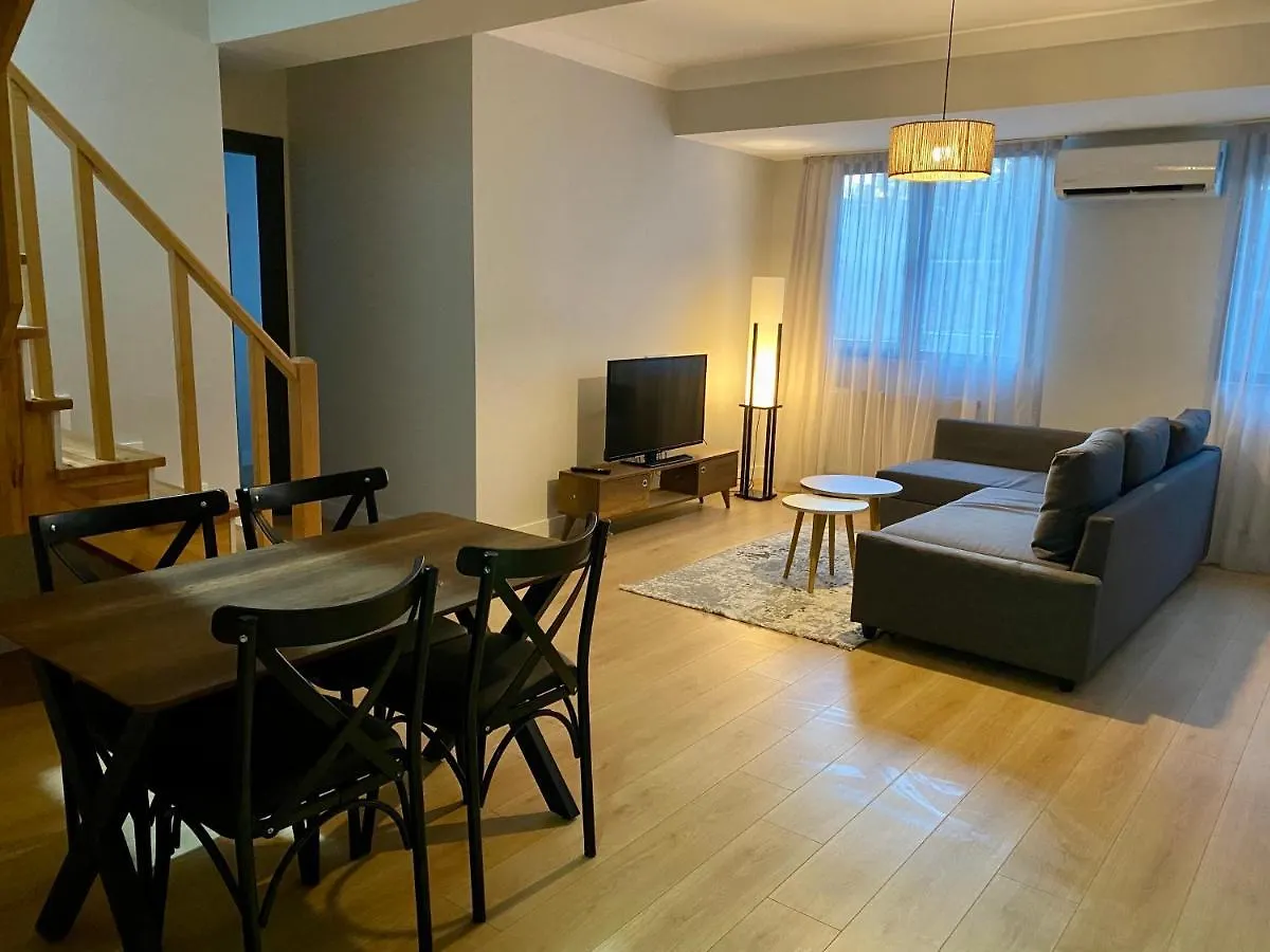 Modern , Spacious, Duplex Apartment Стамбул